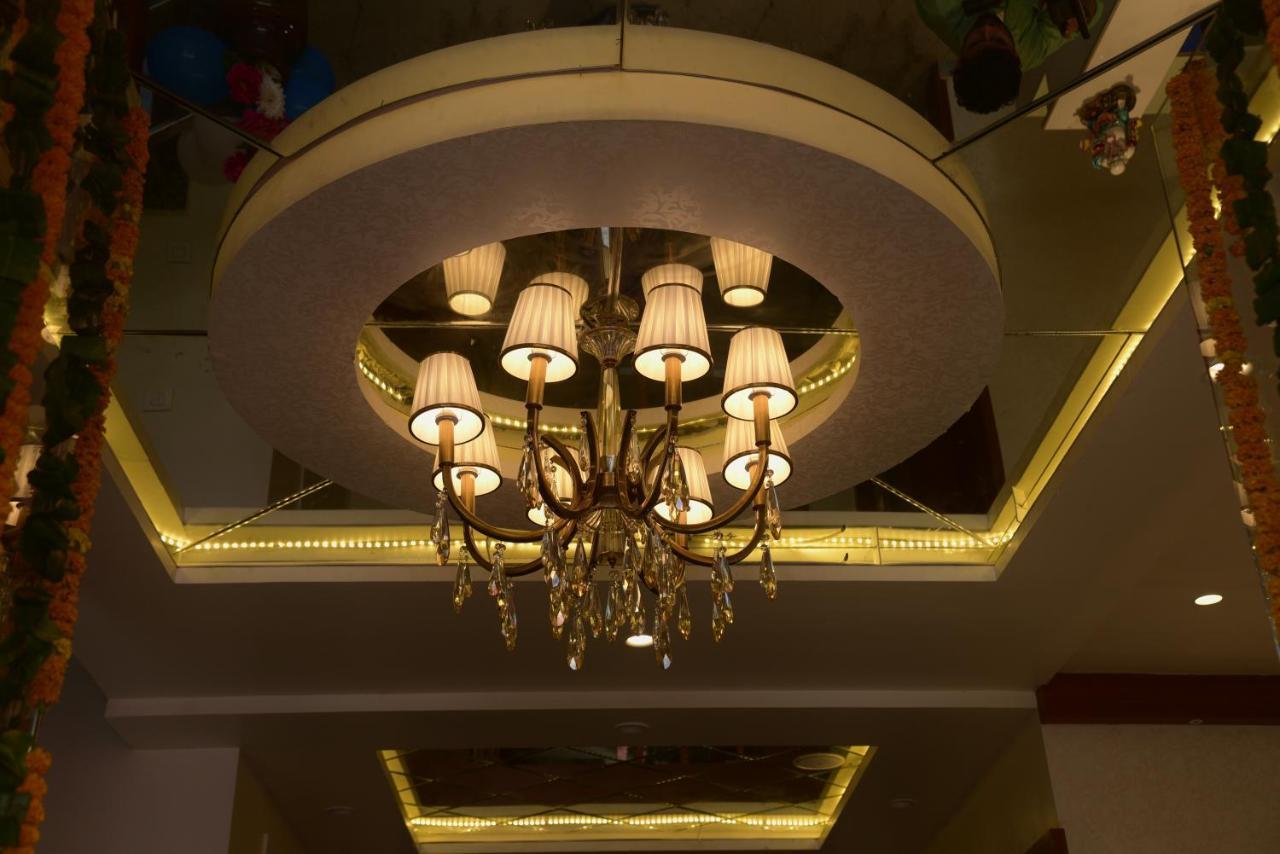 Hotel Le Cypress Bareilly Eksteriør bilde